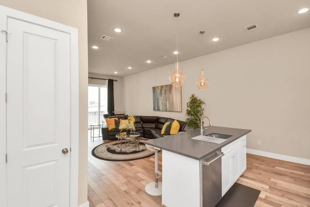 Beautiful Luxurious Galleria Houston